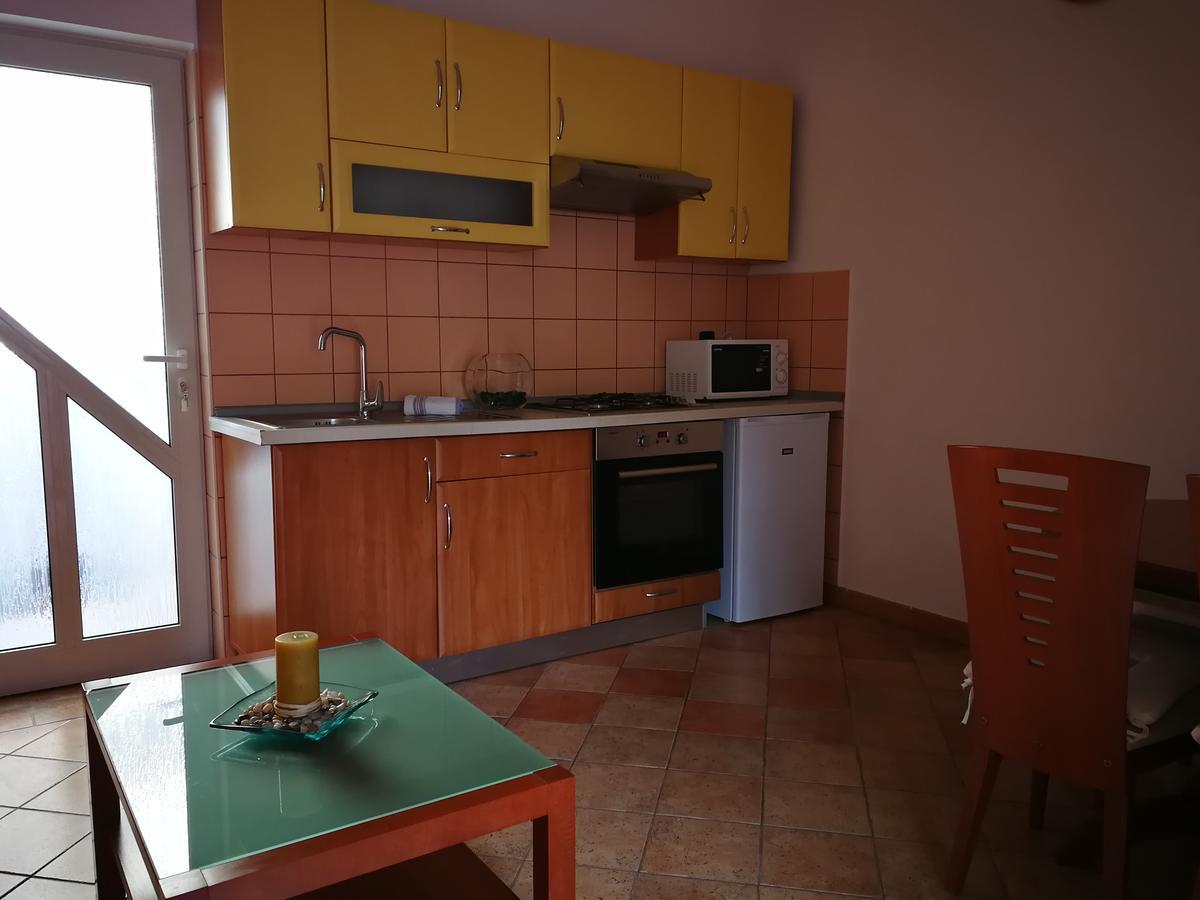 Marko Apartment Pula Bagian luar foto